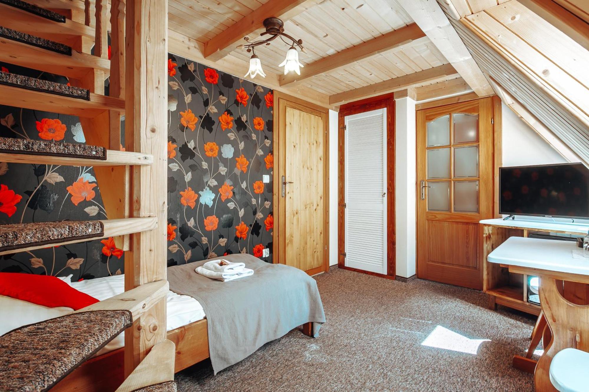 Goralski Gosciniec & Spa Poronin Exteriör bild
